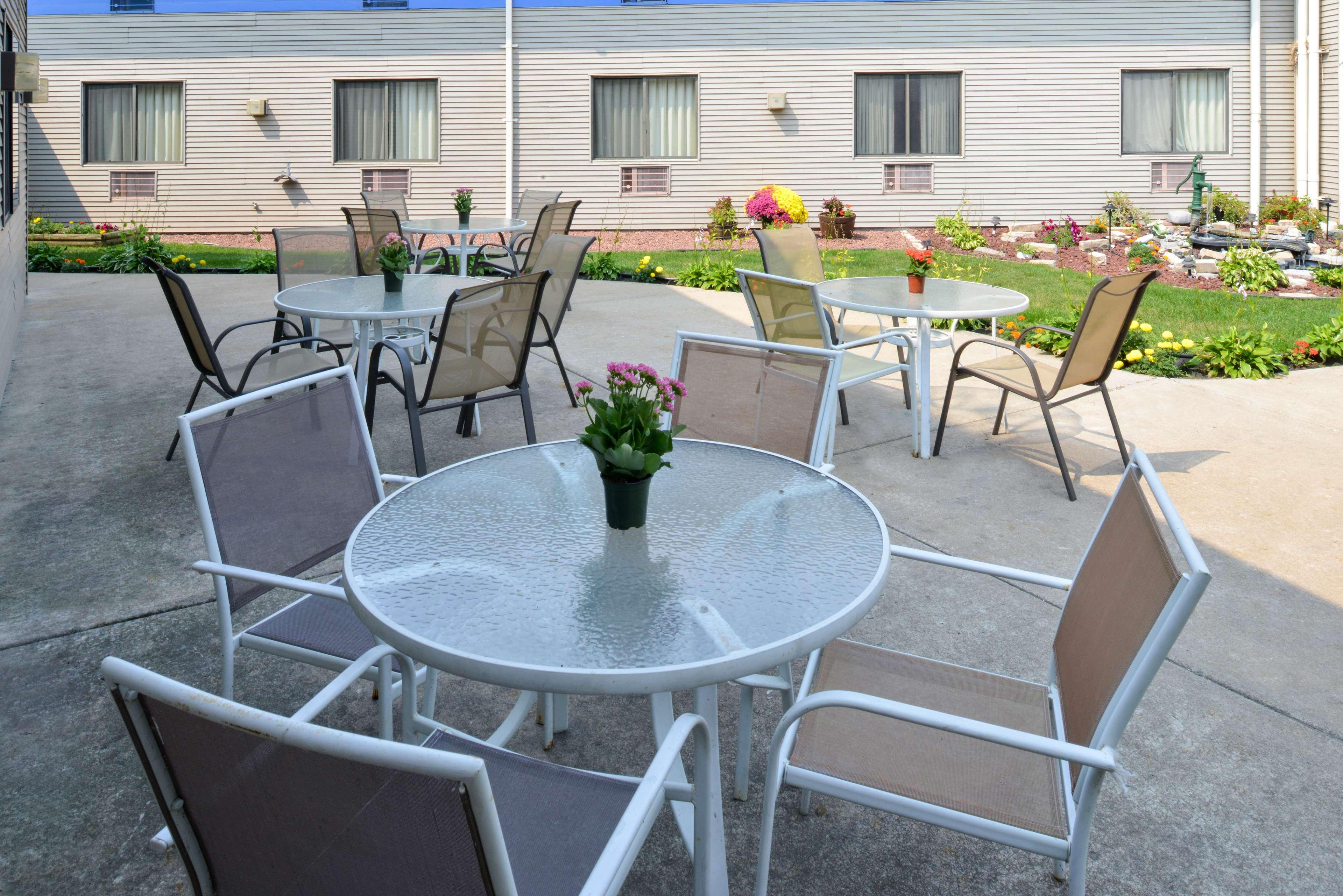 America'S Best Value Inn La Crosse Exterior foto