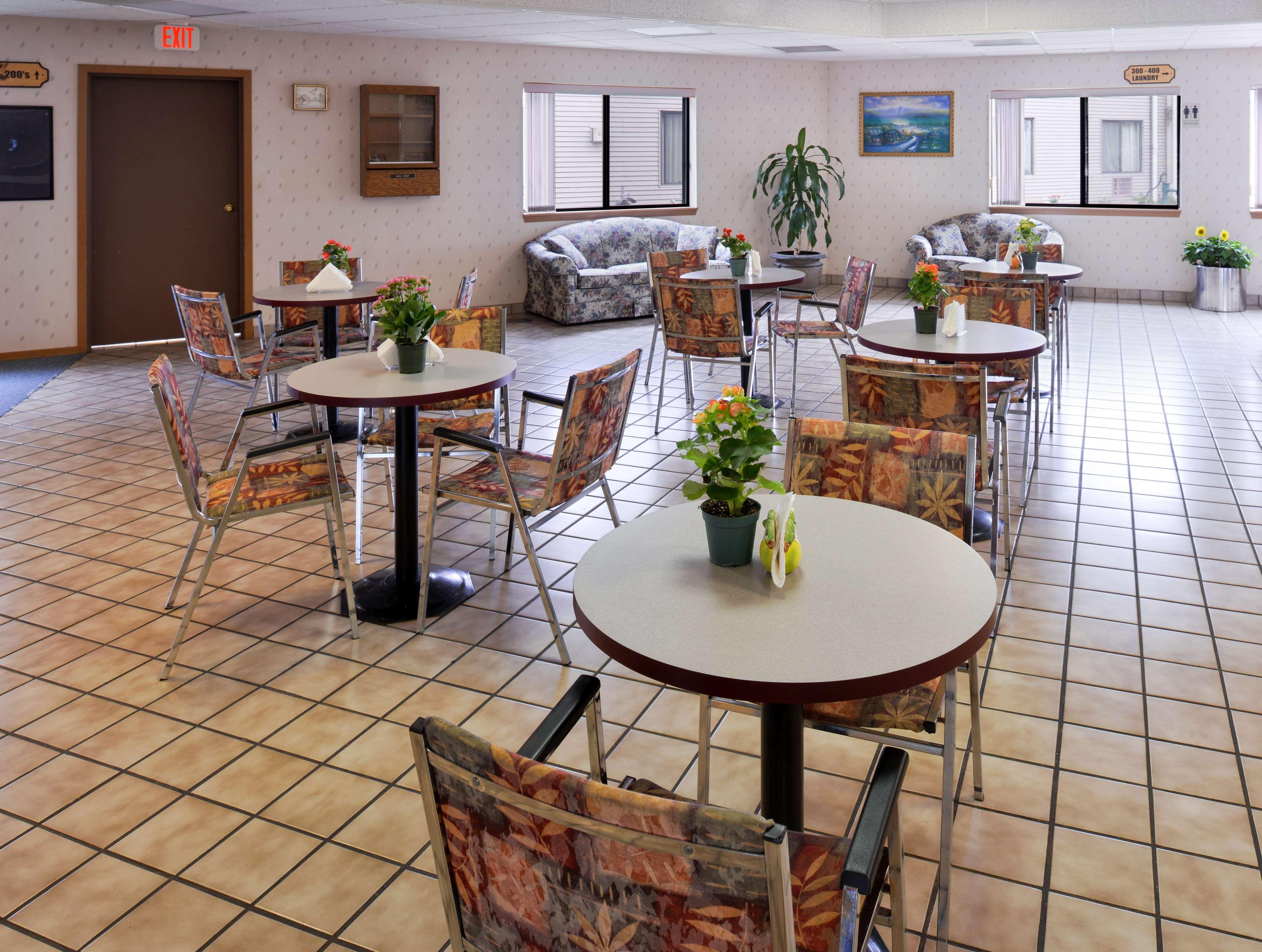 America'S Best Value Inn La Crosse Exterior foto