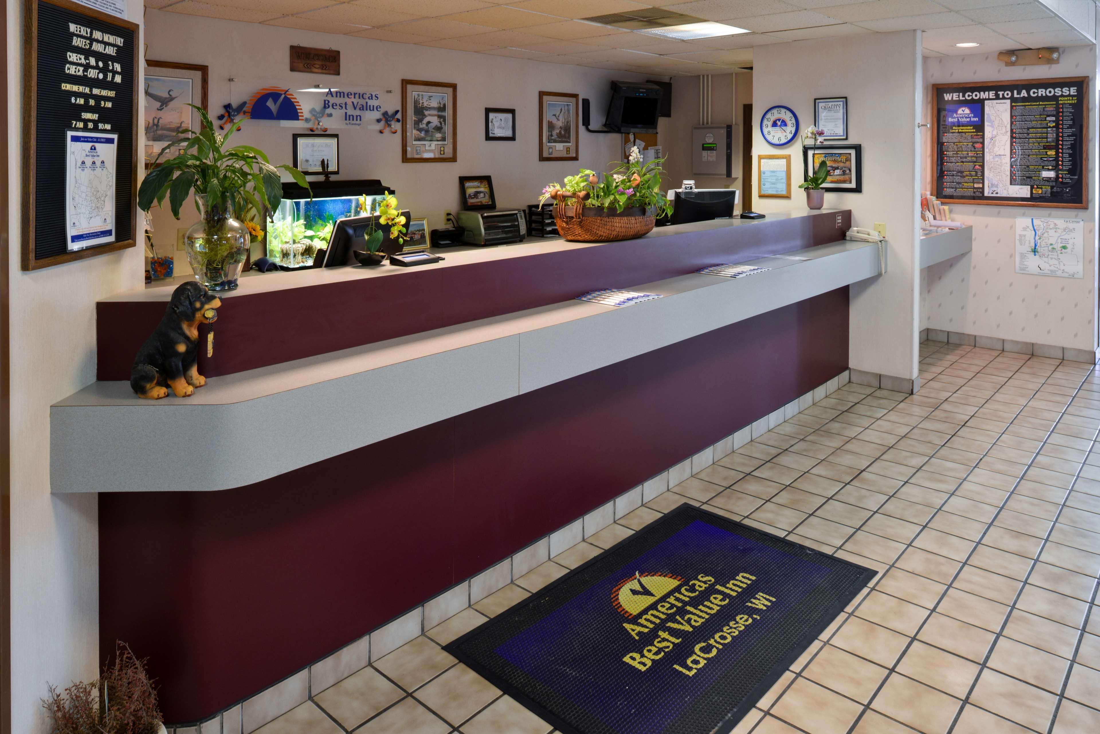 America'S Best Value Inn La Crosse Exterior foto