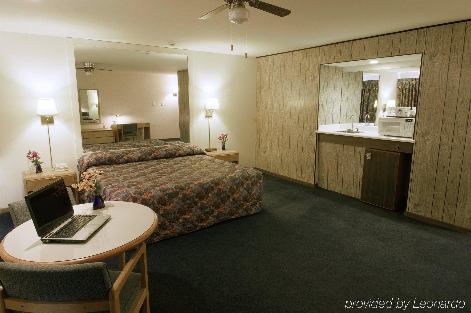 America'S Best Value Inn La Crosse Exterior foto