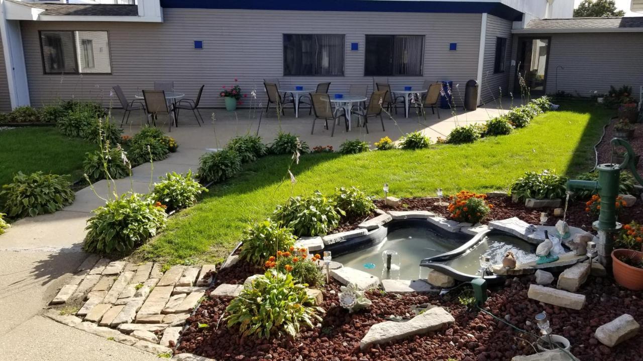 America'S Best Value Inn La Crosse Exterior foto